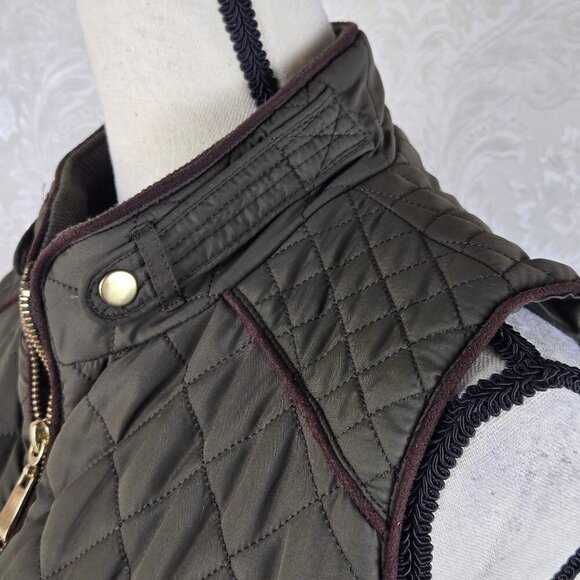 Active USA Size Medium Olive Green Quilted Zip Front Vest Brown Trim Pockets - Picture 5 of 13